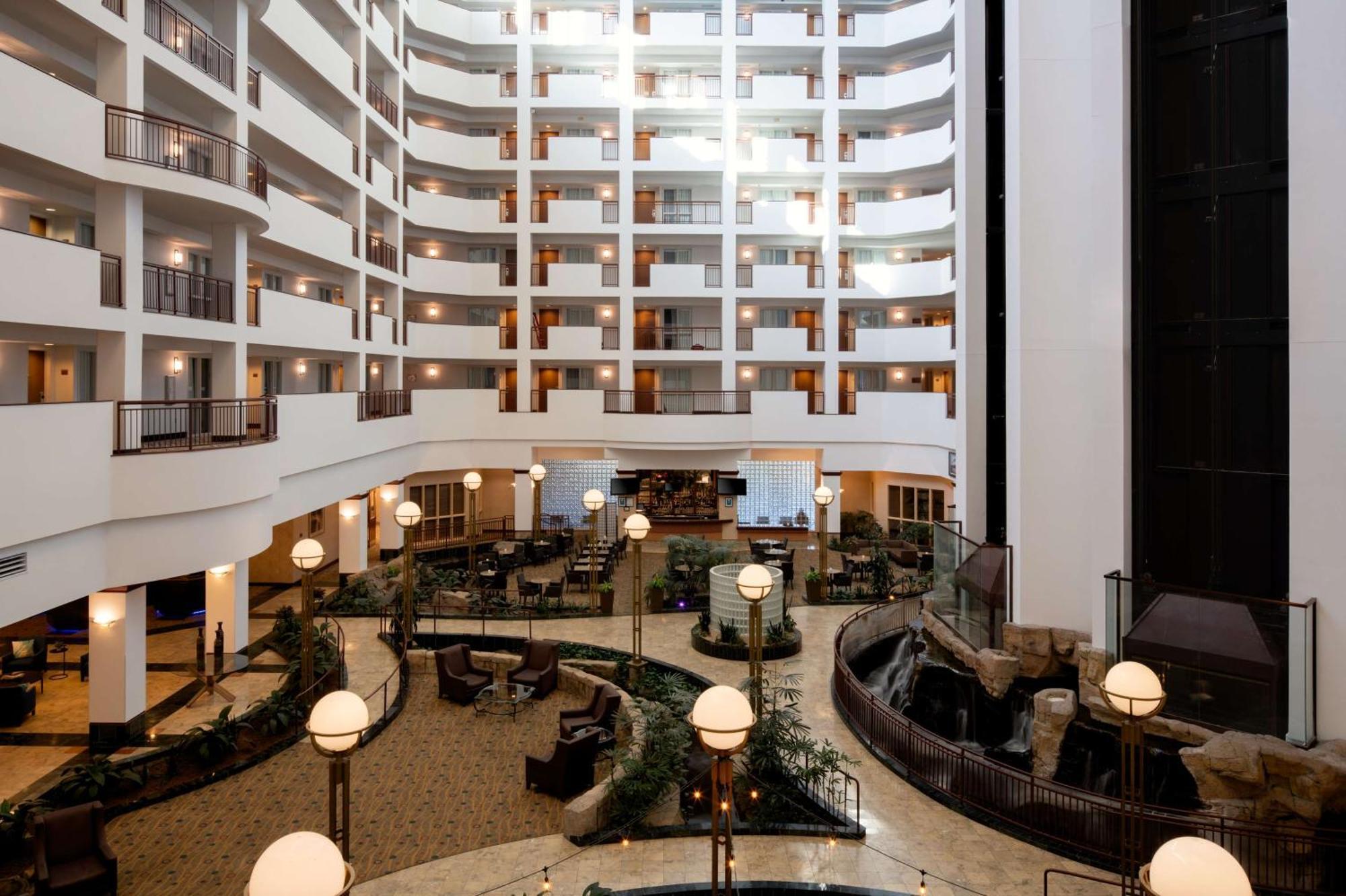 Embassy Suites By Hilton Portland Airport מראה חיצוני תמונה